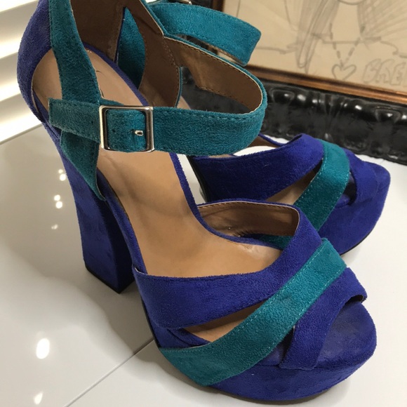Blue and Teal Platforms - Picture 4 of 5